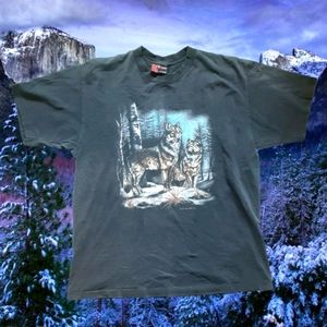 🌻 Sold 🌻 Holohubek 90s Vintage Men's XL Wolf Graphic Tee